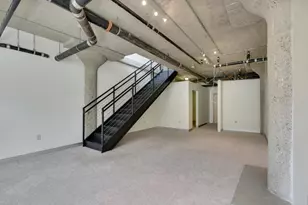 521 S 7th St, Minneapolis, MN 55415 - Photo 16