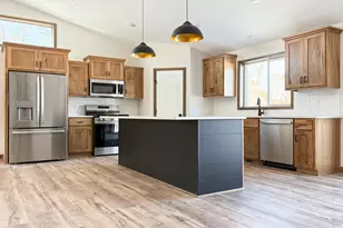 14262 277th Ave NW, Zimmerman, MN 55398 - Photo 2