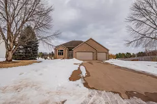 20625 Monroe St NE, Cedar, MN 55011 - Photo 2