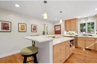 5913 Pillsbury Avenue S, Minneapolis, MN 55419 - Photo 8