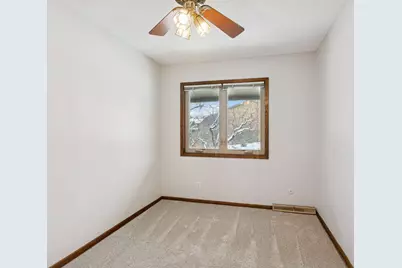 196 Windsor Lane, New Brighton, MN 55112 - Photo 32