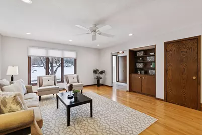 196 Windsor Lane, New Brighton, MN 55112 - Photo 6