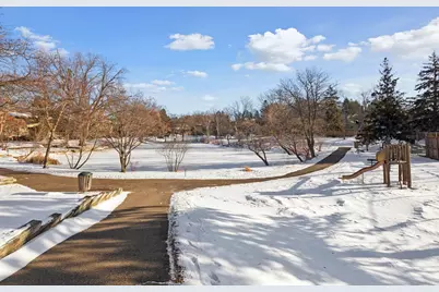 196 Windsor Lane, New Brighton, MN 55112 - Photo 2