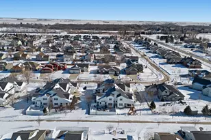 6265 16th St S, Fargo, ND 58104 - Photo 4