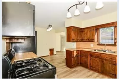 5524 Humboldt Avenue N, Brooklyn Center, MN 55430 - Photo 8