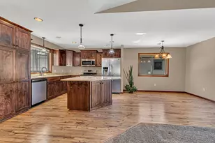 144 Glenview Loop, Saint Cloud, MN 56303 - Photo 4