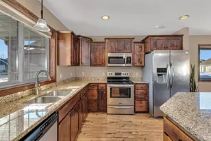 144 Glenview Loop, Saint Cloud, MN 56303 - Photo 6