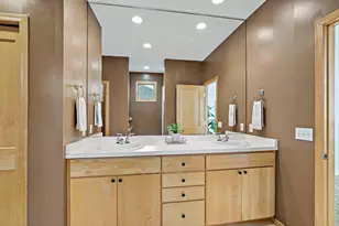 10509 Spyglass Dr, Eden Prairie, MN 55347 - Photo 22