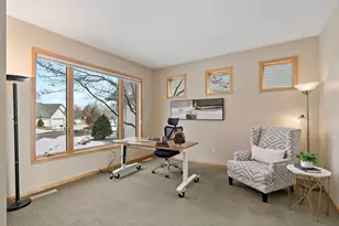 10509 Spyglass Dr, Eden Prairie, MN 55347 - Photo 12