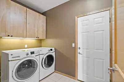 10509 Spyglass Drive, Eden Prairie, MN 55347 - Photo 24