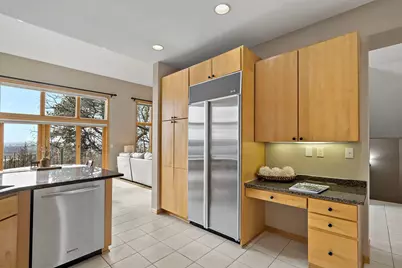 10509 Spyglass Drive, Eden Prairie, MN 55347 - Photo 14