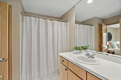 10509 Spyglass Drive, Eden Prairie, MN 55347 - Photo 32