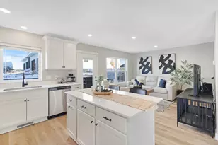 8851 Granite Ct, Woodbury, MN 55129 - Photo 6