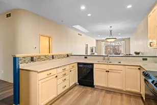 11832 Bren Rd, Hopkins, MN 55343 - Photo 12