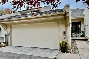 11832 Bren Rd, Hopkins, MN 55343 - Photo 2