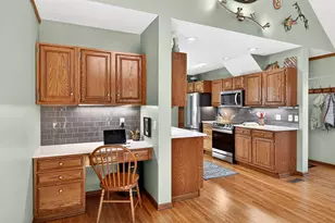 1832 York Ave N, Golden Valley, MN 55422 - Photo 18