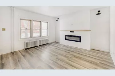 924 Farrington Street, Saint Paul, MN 55117 - Photo 8