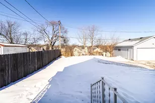 1191 Minnehaha Ave W, Saint Paul, MN 55104 - Photo 34