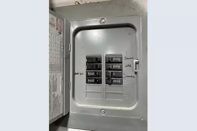 2410 Ferrant Place, Minneapolis, MN 55411 - Photo 14