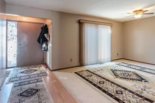 1604 Meadow Cir SE, Rochester, MN 55904 - Photo 6