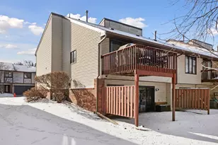 2406 County Rd D West, Roseville, MN 55112 - Photo 20