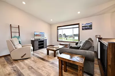 1025 Majestic Street, Wabasha, MN 55981 - Photo 6