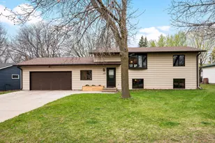 109 Summit Dr NE, Saint Michael, MN 55376 - Photo 2