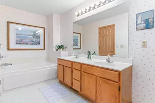 547 Old Steine Cir, New Brighton, MN 55112 - Photo 20