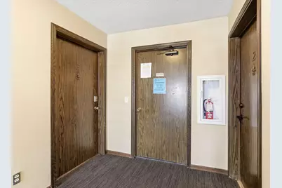 810 Old Settlers Trail #3, Hopkins, MN 55343 - Photo 20