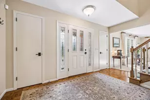 6704 Dovre Dr, Edina, MN 55436 - Photo 4