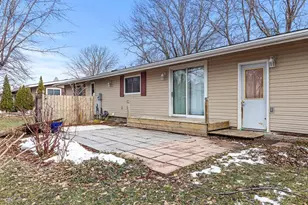 902 Cheryl Ave, Marshall, MN 56258 - Photo 46