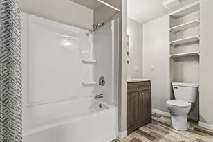 902 Cheryl Ave, Marshall, MN 56258 - Photo 32