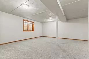 902 Cheryl Ave, Marshall, MN 56258 - Photo 30