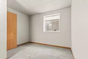 902 Cheryl Ave, Marshall, MN 56258 - Photo 36