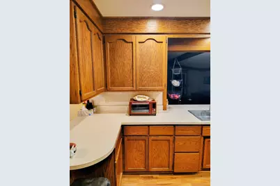419 12th Street N, Mountain Lake, MN 56159 - Photo 6