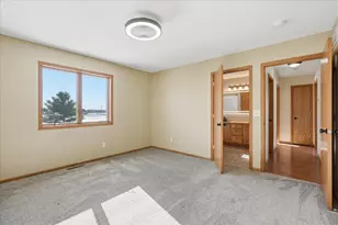 1539 Sequoia Ln, New Richmond, WI 54017 - Photo 8