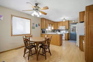 308 SE Oak St, Brownsdale, MN 55918 - Photo 8