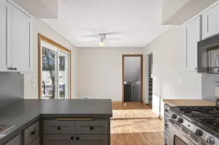 8601 Cherokee Dr N, Brooklyn Park, MN 55428 - Photo 12