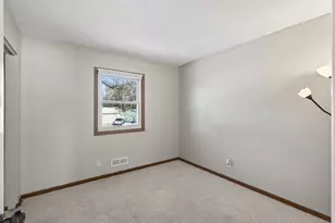 8601 Cherokee Dr N, Brooklyn Park, MN 55428 - Photo 22