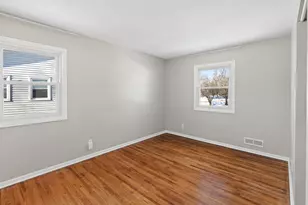 8601 Cherokee Dr N, Brooklyn Park, MN 55428 - Photo 16