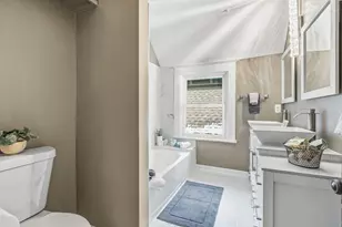 2416 Harriet Ave, Minneapolis, MN 55405 - Photo 18