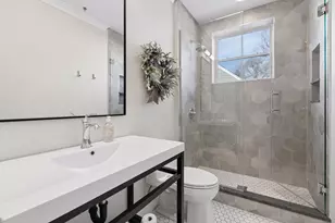 6112 Kellogg Ave, Edina, MN 55424 - Photo 20