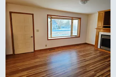 2103 4th Avenue SE, Austin, MN 55912 - Photo 8