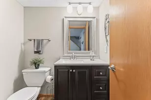 7990 Forest Blvd, Woodbury, MN 55125 - Photo 10