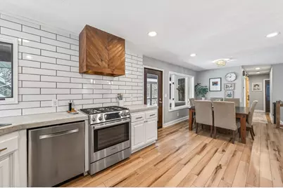 1610 Briarwood Avenue, Mahtomedi, MN 55115 - Photo 24