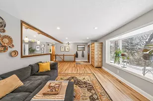 1610 Briarwood Ave, Mahtomedi, MN 55115 - Photo 16