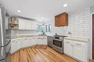 1610 Briarwood Ave, Mahtomedi, MN 55115 - Photo 22