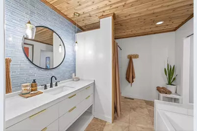 1610 Briarwood Avenue, Mahtomedi, MN 55115 - Photo 28