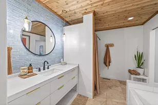 1610 Briarwood Ave, Mahtomedi, MN 55115 - Photo 28