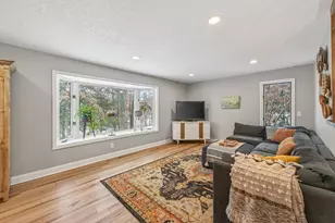 1610 Briarwood Ave, Mahtomedi, MN 55115 - Photo 12